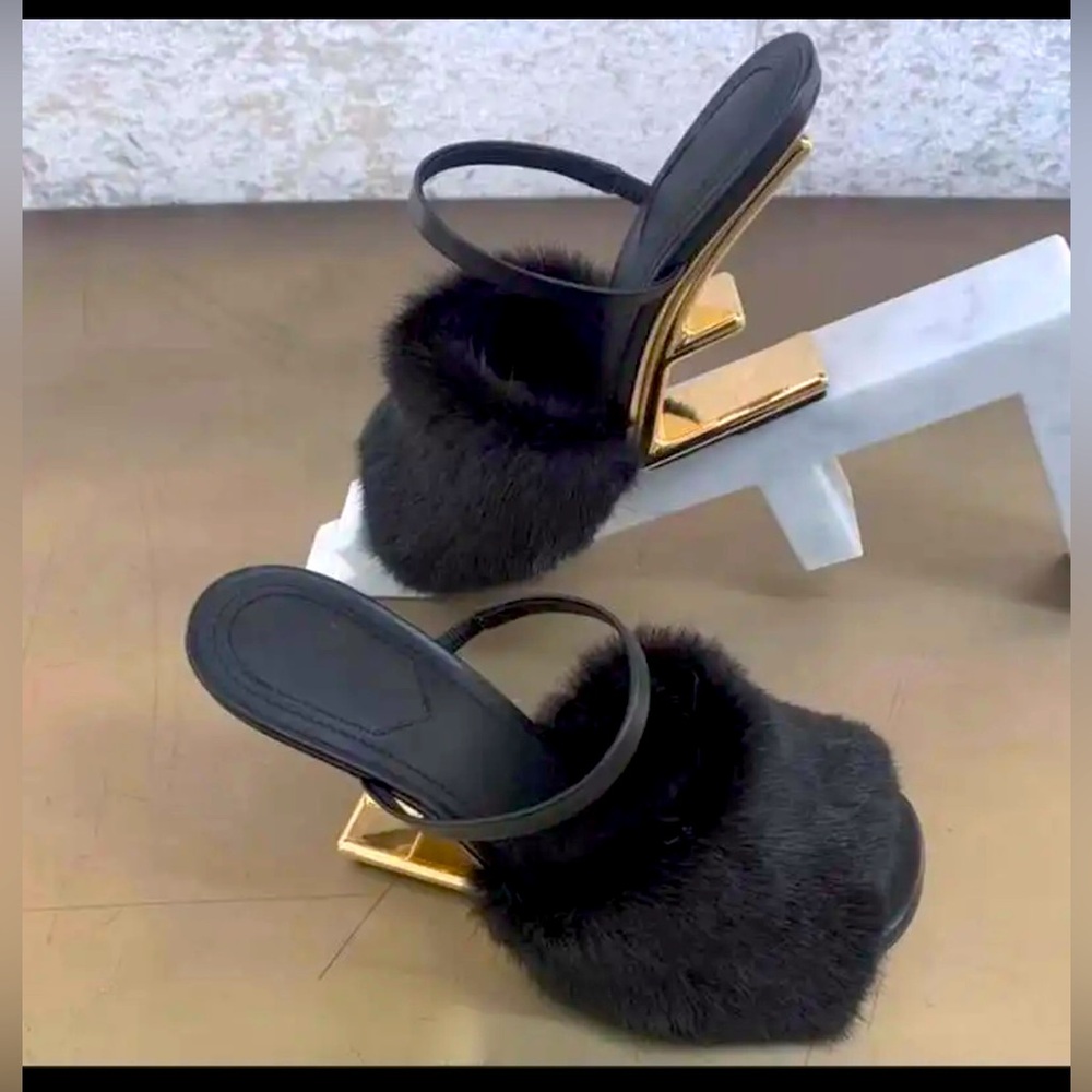 New elegant shoes